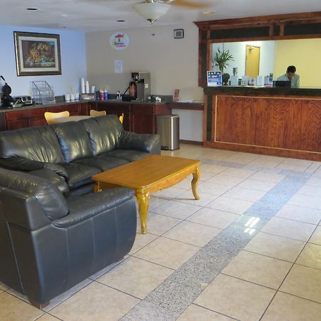 Knights Inn Memphis At Macon Cove Екстериор снимка