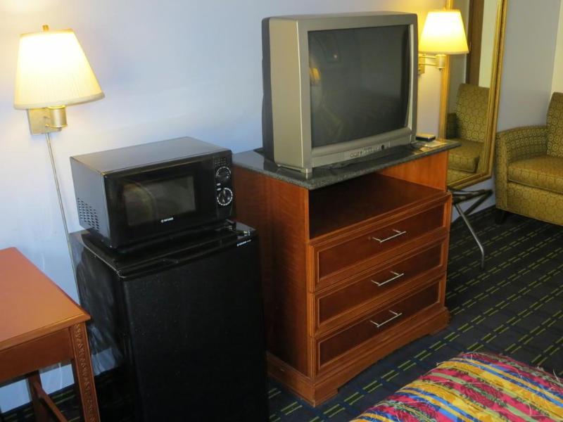 Knights Inn Memphis At Macon Cove Екстериор снимка